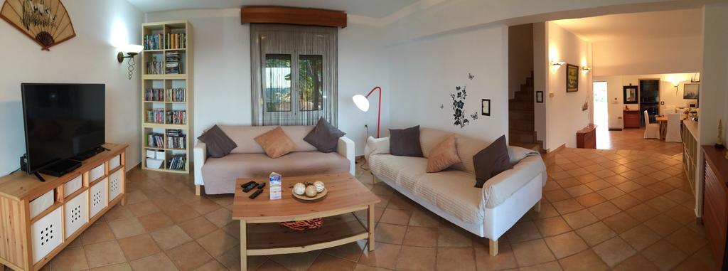 ליגאריה Wild Pear Villa מראה חיצוני תמונה