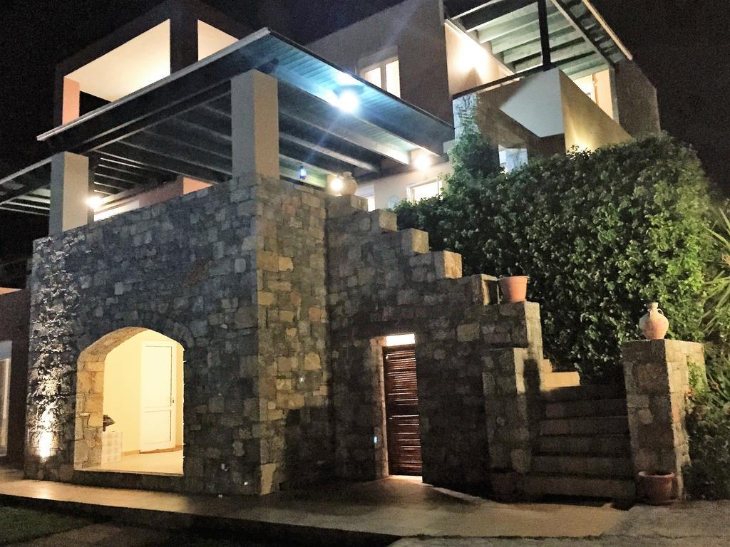 ליגאריה Wild Pear Villa מראה חיצוני תמונה