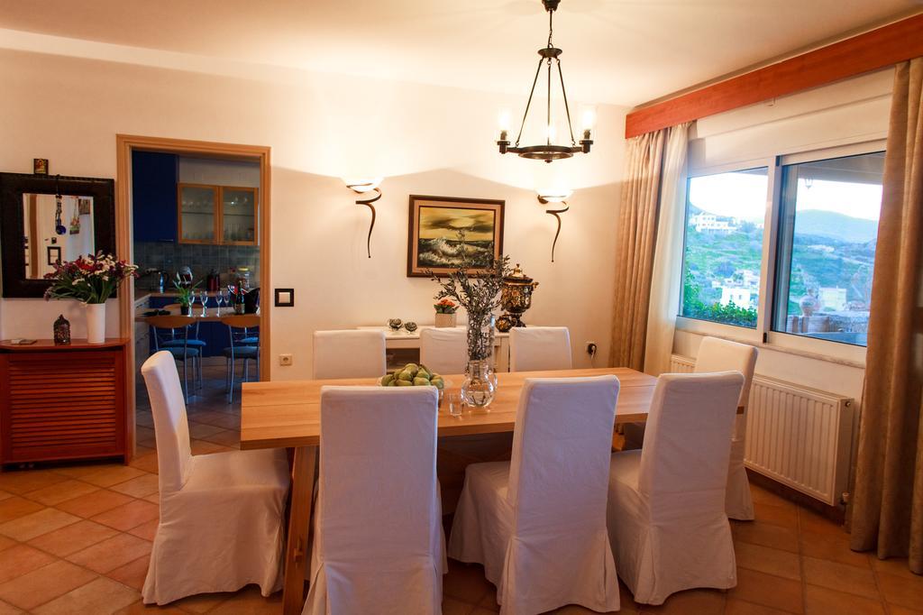 ליגאריה Wild Pear Villa מראה חיצוני תמונה